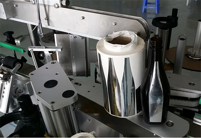 Mesin Pelabelan Dua Sisi Otomatis Untuk Detail Botol Sampo Lotion